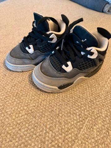 Nike jordan maat 24 beschikbaar voor biedingen