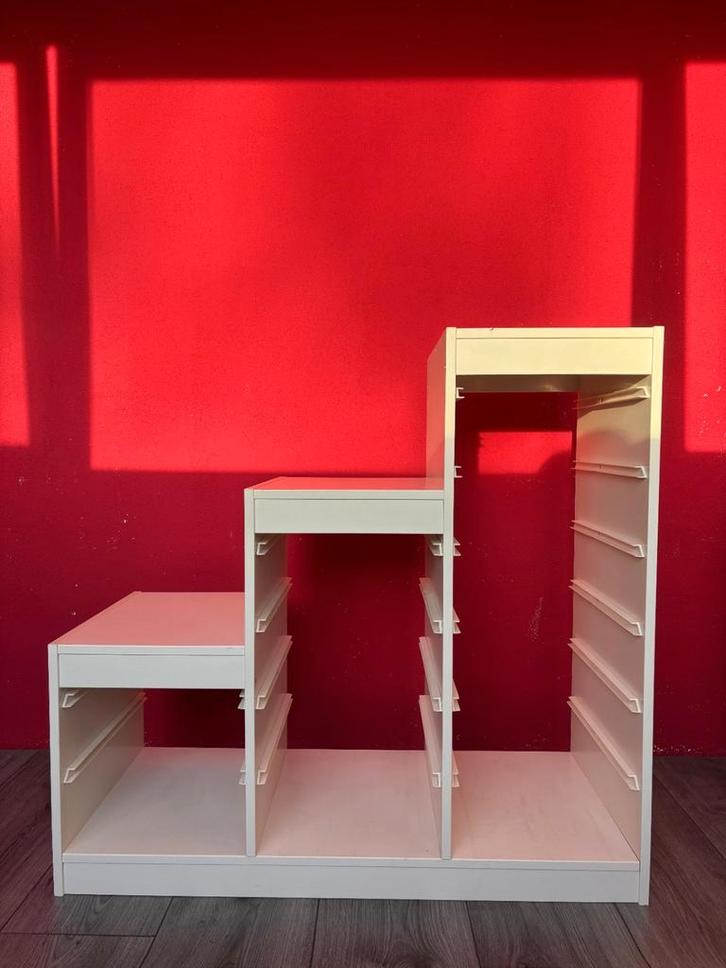 Ikea Trapkast / Opbergkast met Bakken, Verzamelen, Poppenhuizen en Toebehoren, Gebruikt, Gebruiksvoorwerp, Ophalen