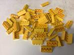 Lego dakpan 2x4 geel, Ophalen of Verzenden, Gebruikt, Losse stenen, Lego