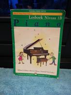 Alfred's basic piano library lesboek niveau 1B, Muziek en Instrumenten, Gebruikt, Klassiek, Les of Cursus, Ophalen of Verzenden