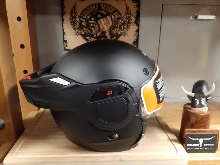 Beon stros helm maat M motor scooter helm brommer helm M, Motoren, Kleding | Motorhelmen, Dames, Heren, Systeemhelm, M, Overige merken