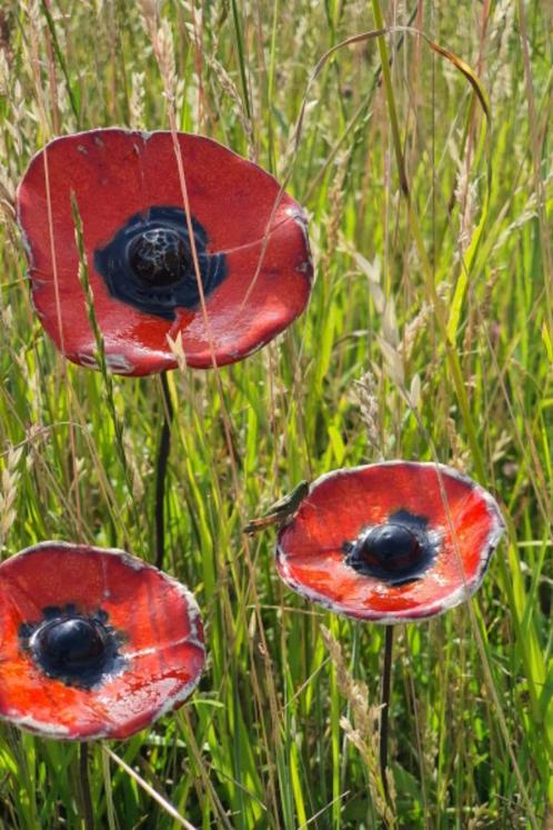 5 Keramische klaprozen handgemaakt in Litouwen, Huis en Inrichting, Woonaccessoires | Kunstplanten en Kunstbloemen, Nieuw, Ophalen of Verzenden