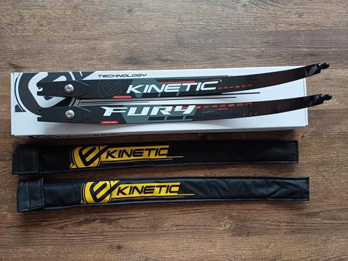 ZGAN Kinetic Fury carbon latten + 2 pezen, Sport en Fitness, Handboogschieten, Zo goed als nieuw, Ophalen of Verzenden