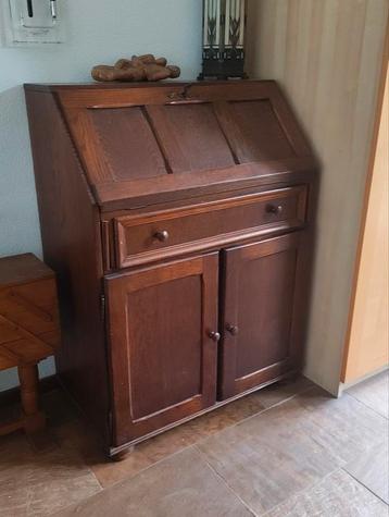 Fraaie Vintage Secretaire beschikbaar voor biedingen