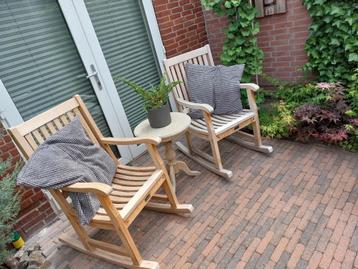 SALE €350 2x Massief teakhouten tuinstoel schommelstoel  beschikbaar voor biedingen