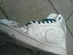 Afgedragen afgetrapte Nike air backboard 2 mt44, Verzenden, Nieuw, Zwart