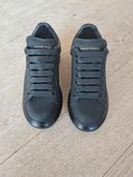 Alexander McQueen, Zwart, Nieuw, Ophalen of Verzenden, Sneakers of Gympen