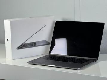 Macbook Pro 15,4" 4k Super Retina | Quad Core i7  16Gb Ram!! beschikbaar voor biedingen