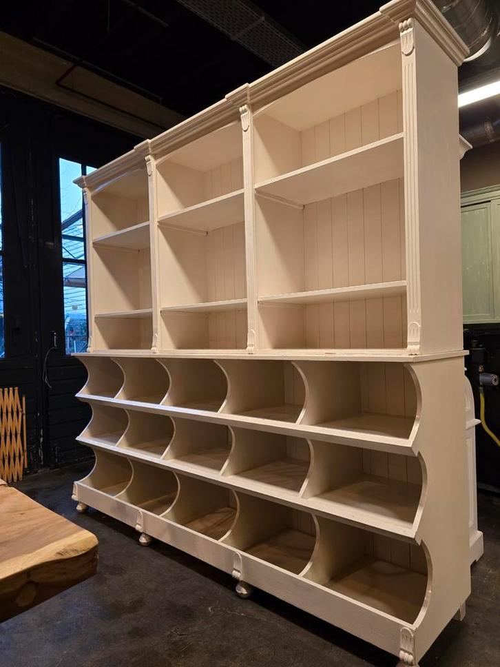 Grote grutterskast | buffetkast | bakkerskast winkelkast wit, Huis en Inrichting, Kasten | Buffetkasten, Gebruikt, 200 cm of meer