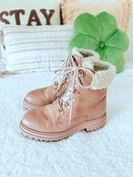 Beige leren bontlaarsjes maat 37, Beige, Lage of Enkellaarzen, Ophalen of Verzenden, Zo goed als nieuw