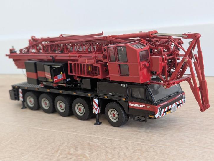 Mammoet Spierings SK599 (WSI), Hobby en Vrije tijd, Modelbouw | Auto's en Voertuigen, Zo goed als nieuw, Truck, 1:50 of kleiner