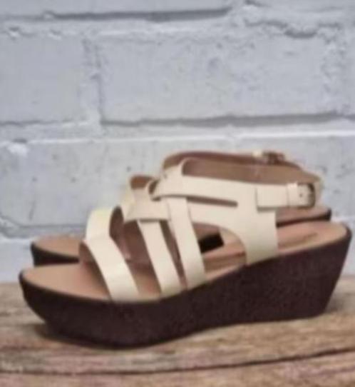Sensunique - Prachtige leren sleehakken maat 41 - Nieuw, Kleding | Dames, Schoenen, Nieuw, Sandalen of Muiltjes, Ophalen of Verzenden