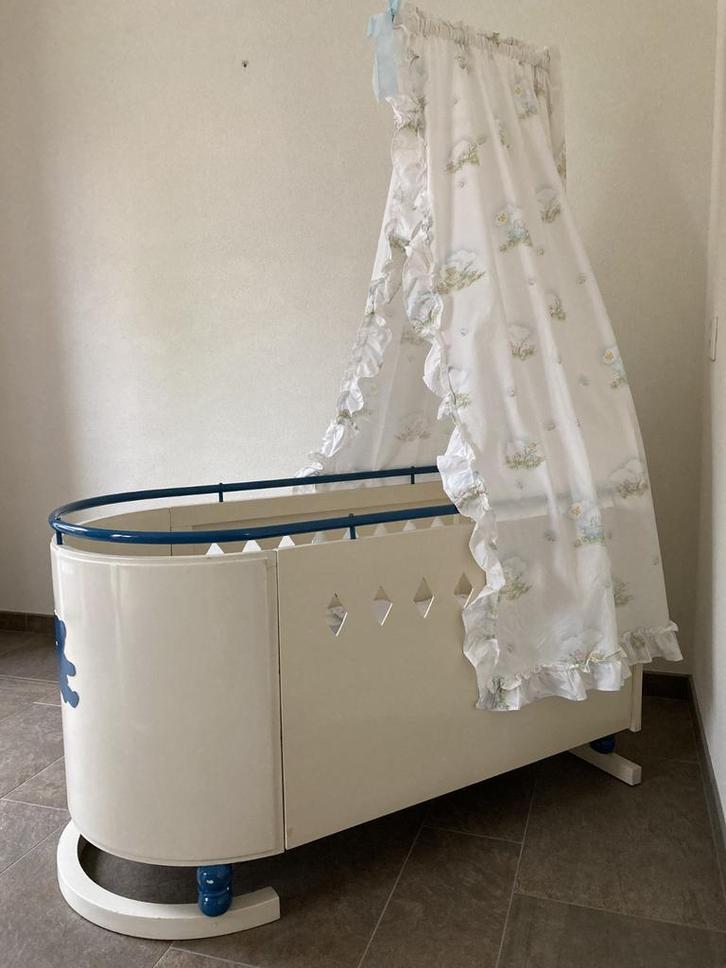 Vintage babykamer / kinderkamer jaren 50, Kinderen en Baby's, Babywiegjes en Ledikanten, Gebruikt, Ledikant, Ophalen