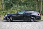 BMW 5-serie Touring 540d xDrive M-sport | Pano | HUD | Bower, Auto's, BMW, Automaat, Gebruikt, 2993 cc, Zwart