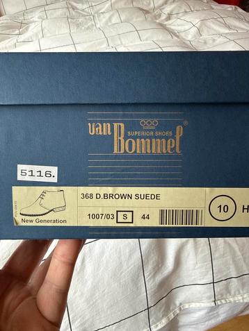 Nieuwe van Bommel suède schoenen maat 44 beschikbaar voor biedingen