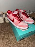 Nike sb strange love, Ophalen of Verzenden, Nieuw, Nike, Sneakers of Gympen