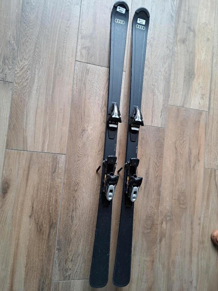 ski's en sneeuwketting, Sport en Fitness, Skiën en Langlaufen, Gebruikt, Ski's, Skiën, Salomon, Carve, 140 tot 160 cm, Ophalen