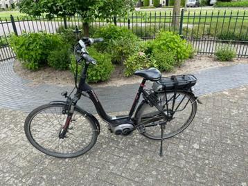 elektrische dames fiets Pegasus midden motor klein defect  beschikbaar voor biedingen