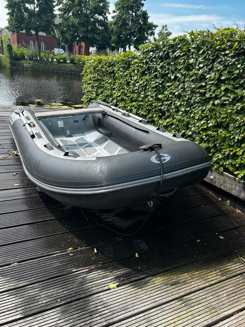 Gala A330d zelflozende kuip + NIEUWE 9,9 mercury motor, Watersport en Boten, Rubberboten, Zo goed als nieuw, Overige merken, Aluminium