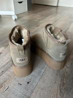 Nieuwe UGG look-a-like laarzen - Maat 39, Ophalen of Verzenden, Nieuw, Bruin, Lage of Enkellaarzen