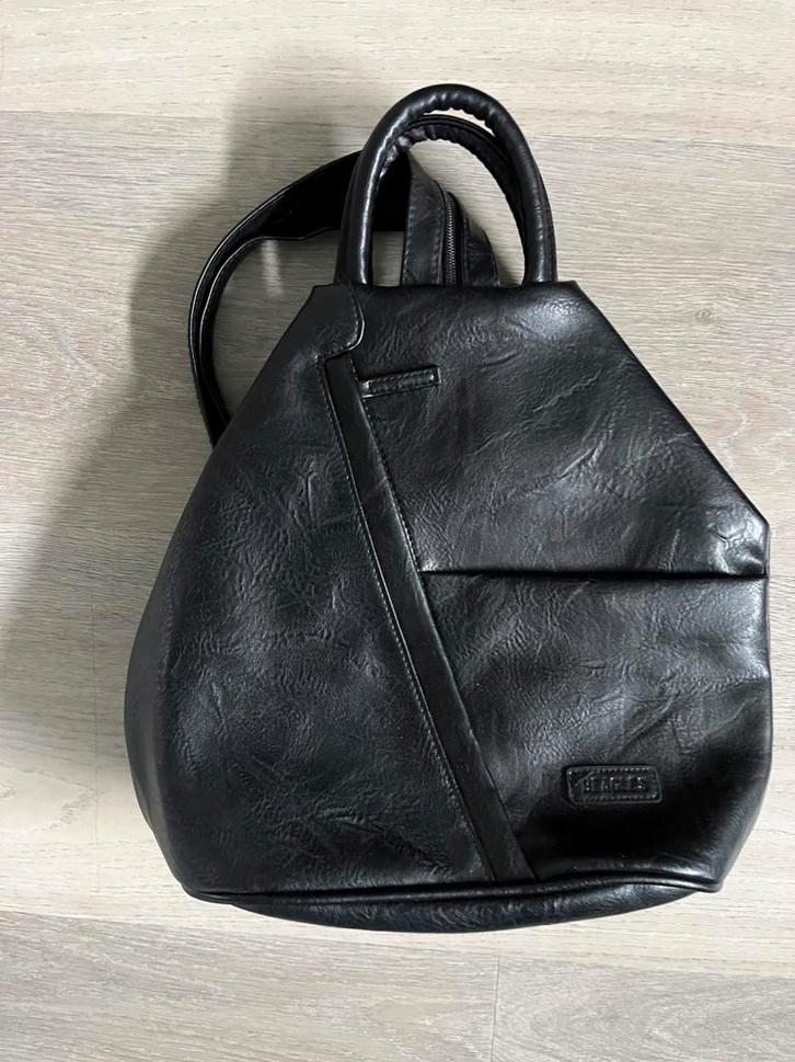 Mooie rugzak op 3 manieren te dragen, Sieraden, Tassen en Uiterlijk, Tassen | Damestassen, Zo goed als nieuw, Ophalen of Verzenden