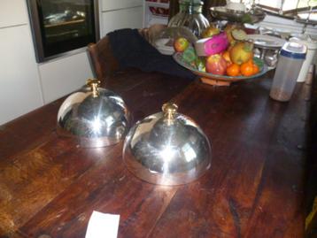 2 x chroom cloche met messingknop Ø26,6 x 18 cm  beschikbaar voor biedingen