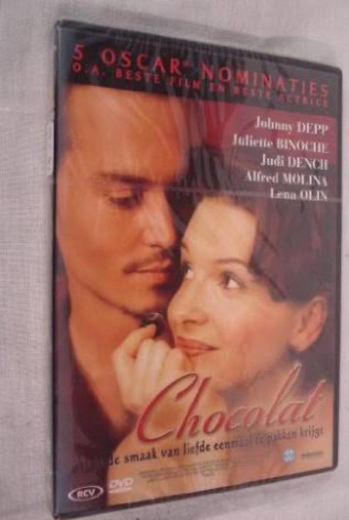 chocolat DVD met Johnny Depp, Cd's en Dvd's, Dvd's | Drama, Zo goed als nieuw, Drama, Alle leeftijden, Ophalen of Verzenden
