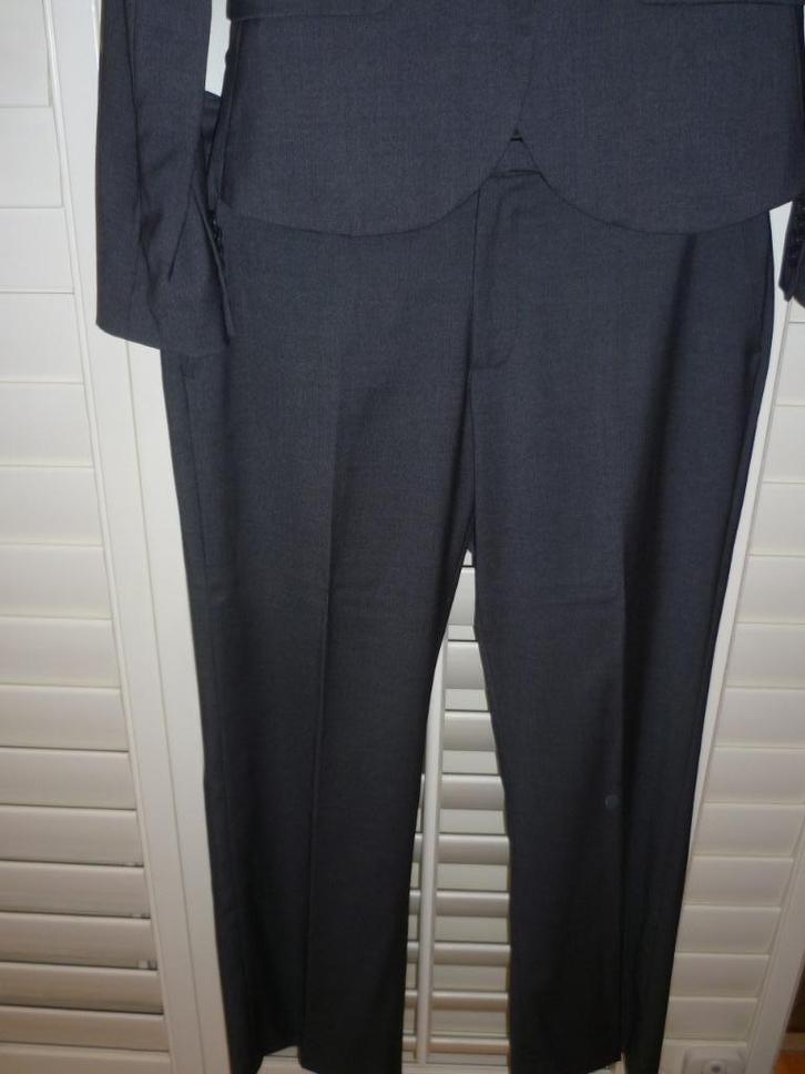 we BROEKPAK JASJE MT 36 BROEK MT 40 ALS nieuw, Kleding | Dames, Jasjes, Kostuums en Pakken, Zo goed als nieuw, Maat 36 (S), Grijs