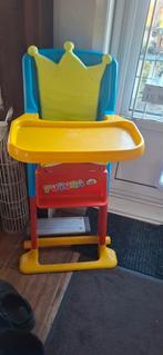 Kleurrijke kinderstoel - Futura, Kinderen en Baby's, Kinderstoelen, Ophalen of Verzenden, Gebruikt, Meegroeistoel, Afneembaar eetblad