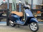 Vespa GTS 300 IE  ABS/ASR Blauw 2021 2532km, Scooter, Bedrijf, 278 cc, 12 t/m 35 kW