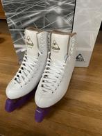 Mooie witte kunstschaatsen maat 36,5, Sport en Fitness, Schaatsen, Ophalen of Verzenden, Zo goed als nieuw, Kunstschaatsen, Overige merken