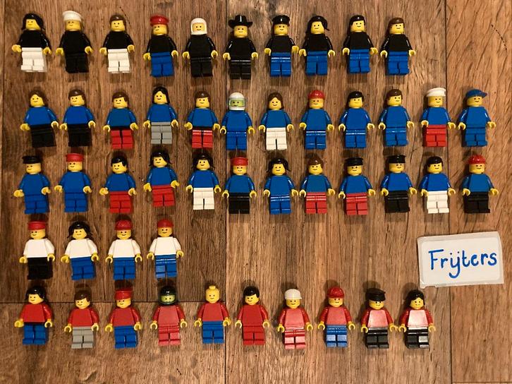 48 vintage LEGO Classic Town minifigures, Kinderen en Baby's, Speelgoed | Duplo en Lego, Gebruikt, Lego, Ophalen of Verzenden