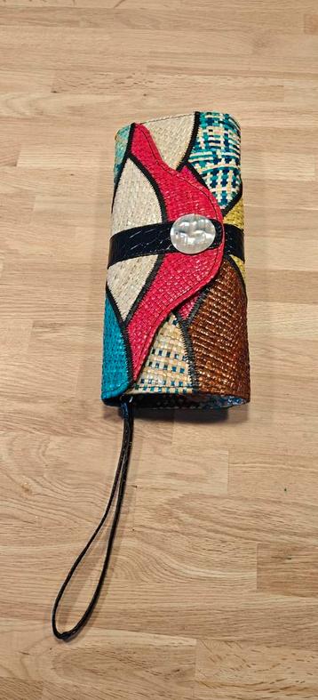 Gevlochten Clutch Tas met Schelp Detail beschikbaar voor biedingen