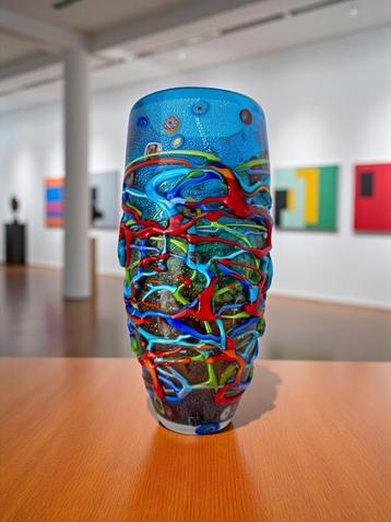 Murano vaas - H33cm/ 3,35 Kg - met Millefioro accenten beschikbaar voor biedingen