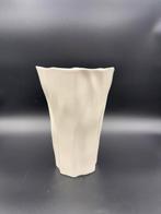 Royal Copenhagen Design Vaas Wit Porselein - Lichte Schade, Gebruikt, Wit, Aardewerk of Porselein, Ophalen of Verzenden