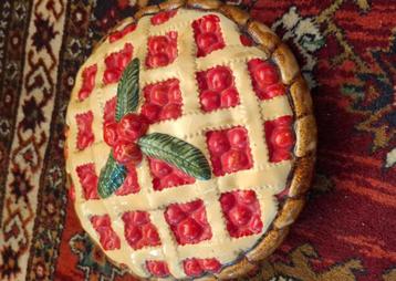 sierschaal met deksel thema "kersentaart" beschikbaar voor biedingen