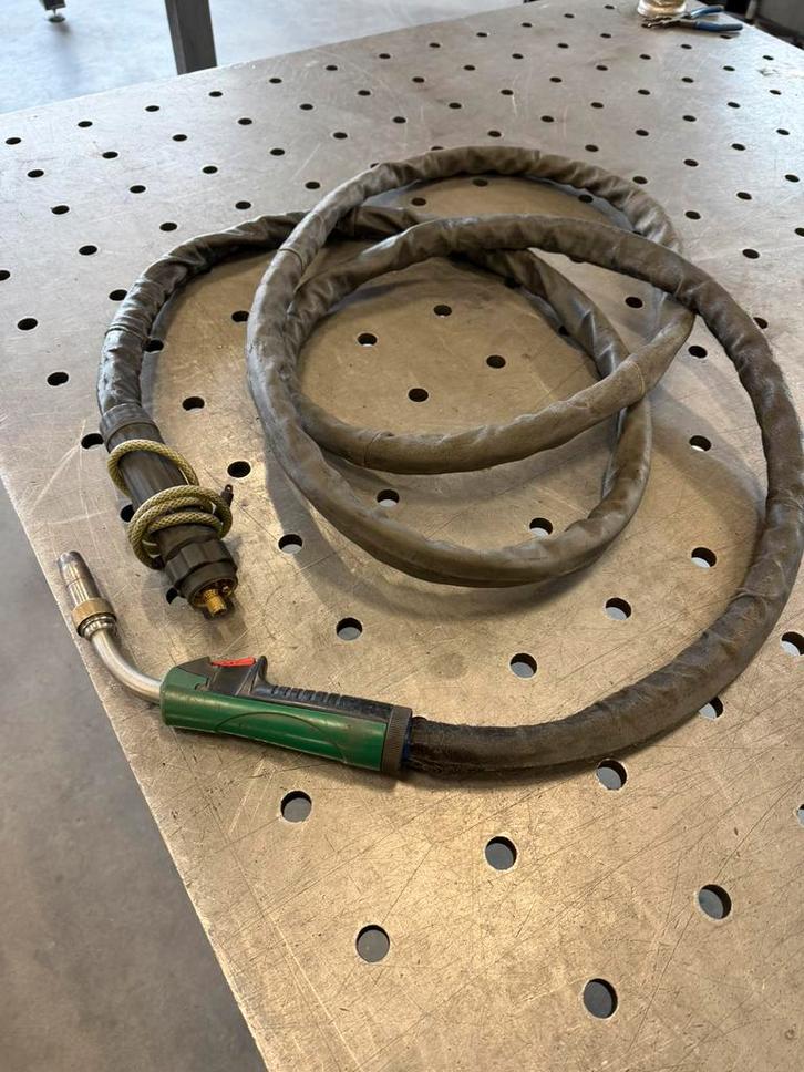 MIG/MAG lastoorts Binzel MB36-5 meter-water Euro aansluiting, Doe-het-zelf en Verbouw, Gereedschap | Lasapparaten, Gebruikt, Ophalen of Verzenden