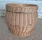 Grote vintage rieten opberg mand met deksel, Ophalen, Gebruikt, Mand, Rond