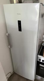 Haier H2F-220WSAA Vrieskast - Goede Staat!, Witgoed en Apparatuur, Vriezers en Diepvrieskisten, Zo goed als nieuw, 140 tot 160 cm