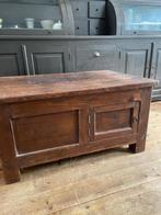 Authentieke houten salontafel met opbergvak -antiek, robuust, 100 tot 150 cm, Eikenhout, Zo goed als nieuw, Minder dan 50 cm