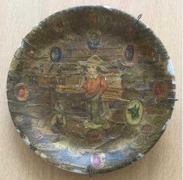 Sigarenbandjes, opgeplakt op een schoteltje jaren 20/30 beschikbaar voor biedingen