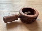 Houten Notenkraker met Schroefmechanisme, Huis en Inrichting, Ophalen of Verzenden, Gebruikt