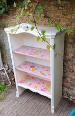 Prachtige Vintage Boekenkast, Romantische Shabby Chic Stijl, Ophalen, Met plank(en), Gebruikt, 100 tot 150 cm