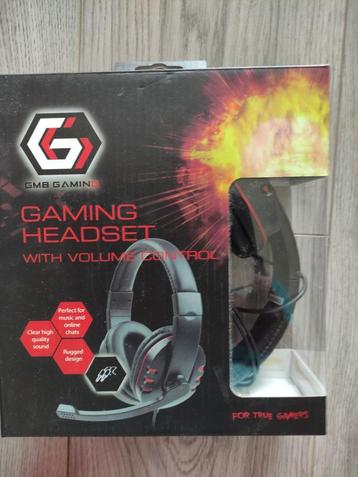 Gaming headset met extra aansluitadapter beschikbaar voor biedingen