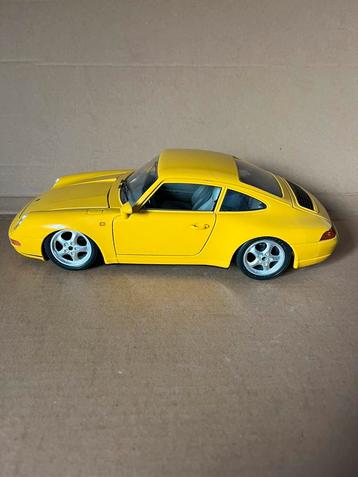 Porsche 911 Carrera 1:18 beschikbaar voor biedingen