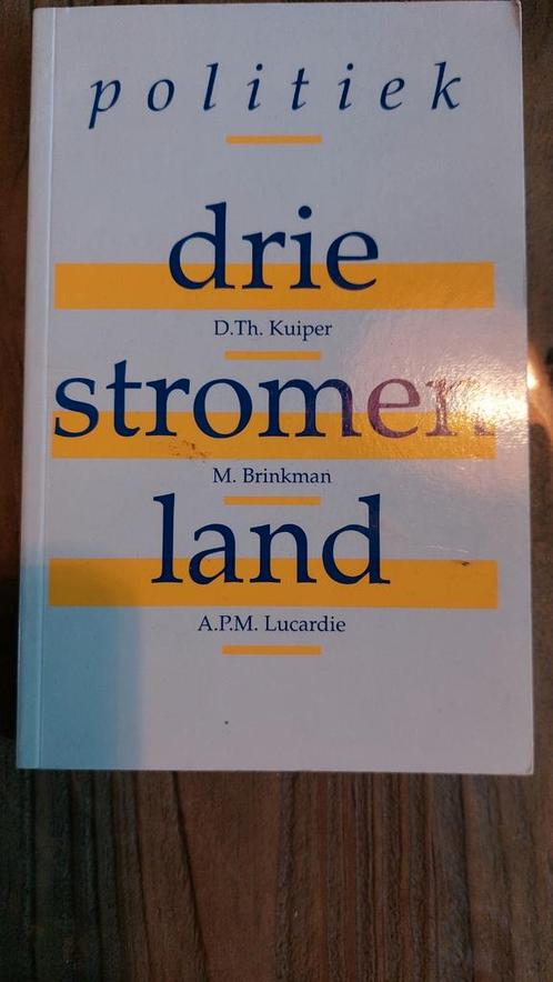 Politiek Driestromenland - Kuiper Brinkman Lucardi, Boeken, Politiek en Maatschappij, Zo goed als nieuw, Nederland, Ophalen of Verzenden