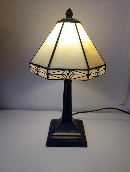 Art Deco Tafellamp Beige Glas, Antiek en Kunst, Antiek | Lampen, Ophalen of Verzenden
