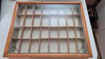 Oude display vitrine met vakjes 50 x 40 cm, Huis en Inrichting, Kasten | Vitrinekasten, Ophalen, Minder dan 50 cm, Gebruikt, Glas