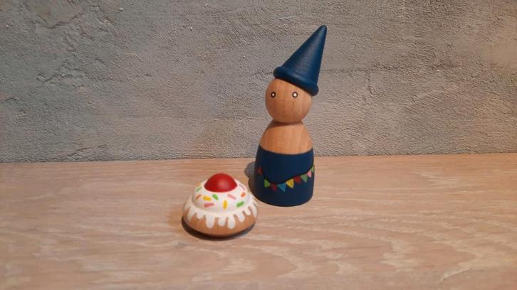 Houten verjaardag peg doll., Kinderen en Baby's, Speelgoed | Houten speelgoed, Nieuw, Ophalen of Verzenden
