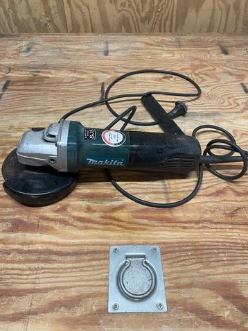 Makita 230 V Haakse slijper 125 mm beschikbaar voor biedingen
